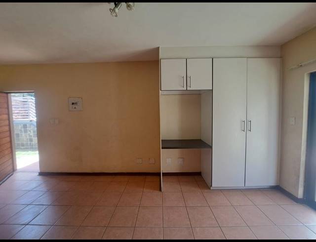 1 BEDROOM PROPERTY TO RENT IN AUCKLAND PARK